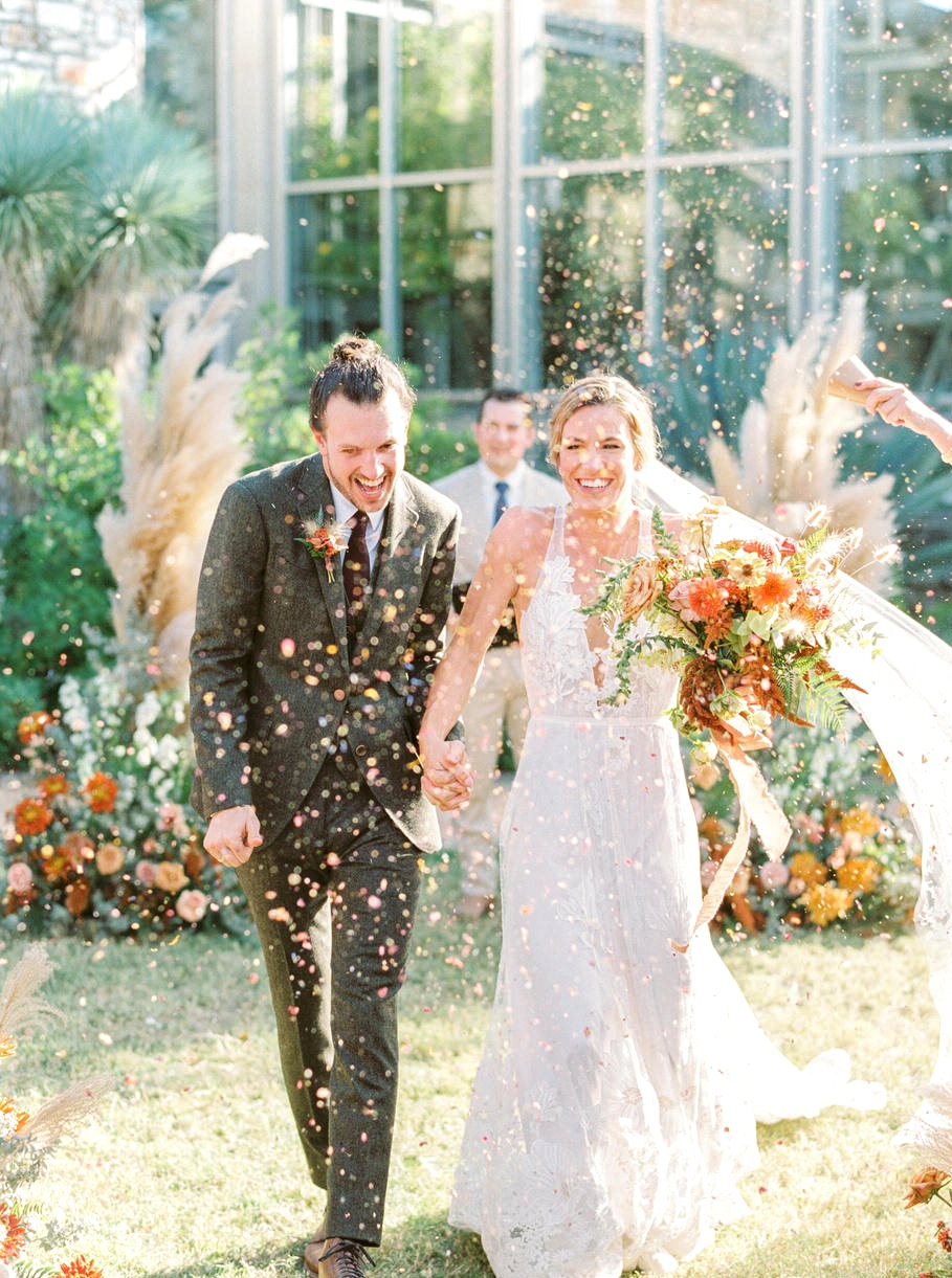 5 Eco-Friendly Wedding Exit Toss Ideas & Where to Buy Them ⋆ Ruffled