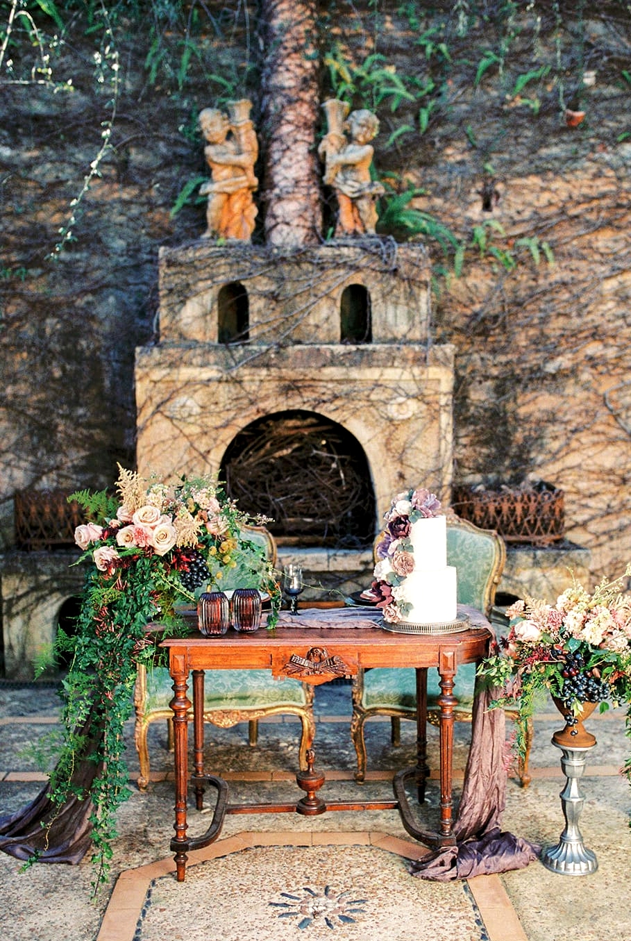 Romantic European Inspired Wedding Ideas | Photography: Casey Jane Photography