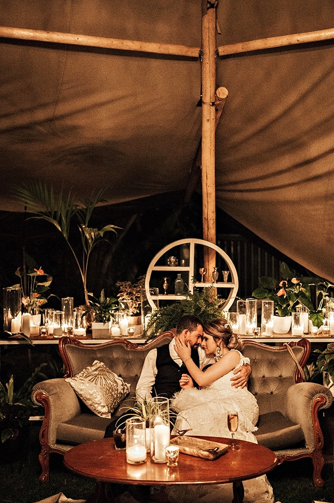 Luxe boho tipi wedding | Vicki Miller Photography