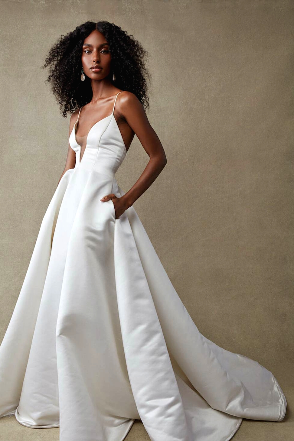 Emerald bridal gown wedding dress model long train dress