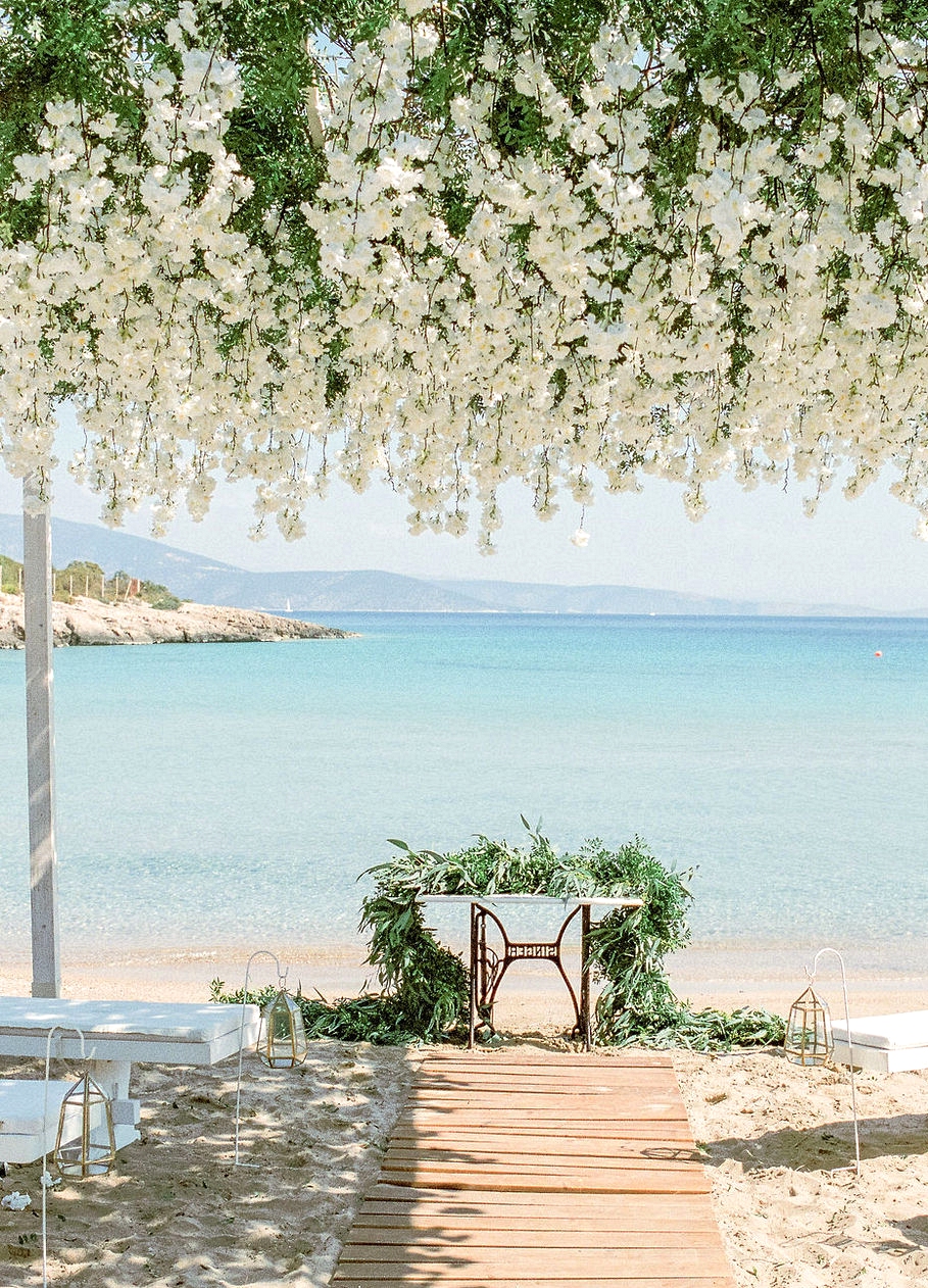 beach wedding in greece