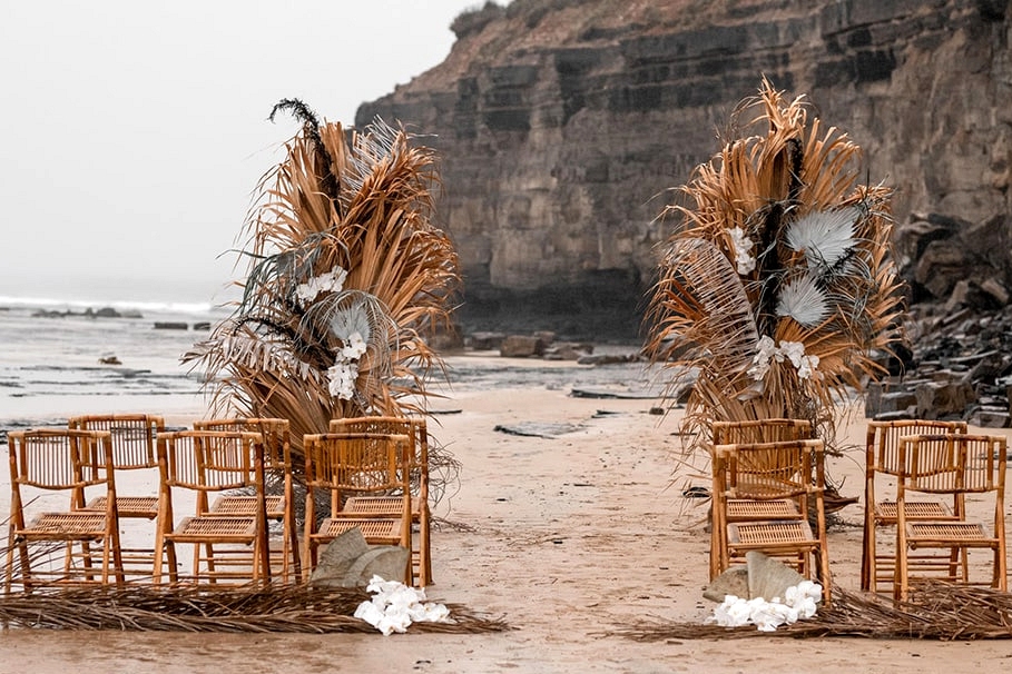 Natural Boho Beach Wedding Inspiration | Photography: Michael Boyle Photography