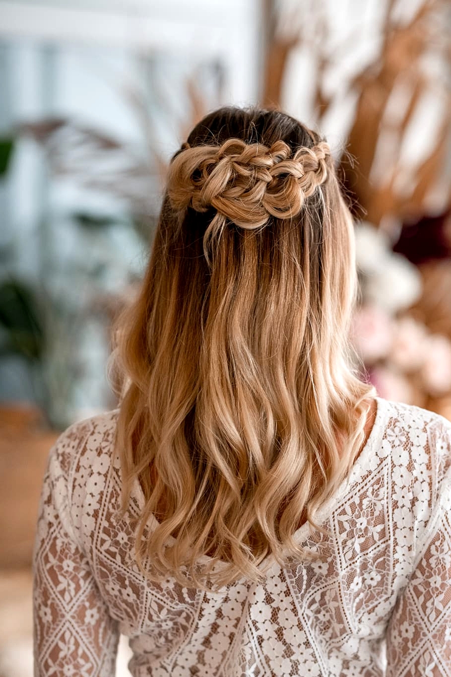 Natural Boho Beach Wedding Inspiration | Photography: Michael Boyle Photography