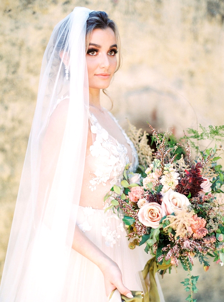 Romantic European Inspired Wedding Ideas | Photography: Casey Jane Photography