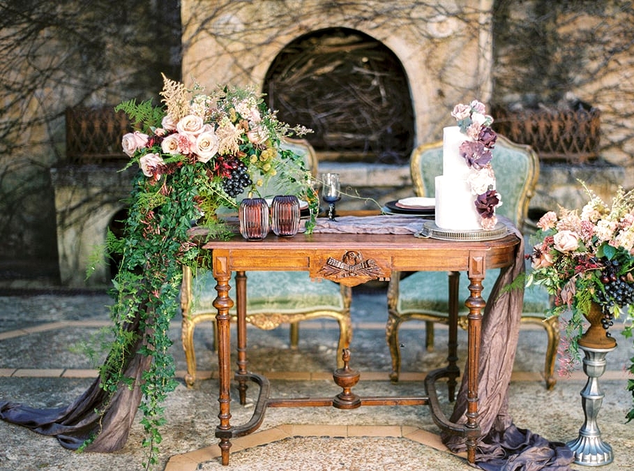 Romantic European Inspired Wedding Ideas | Photography: Casey Jane Photography