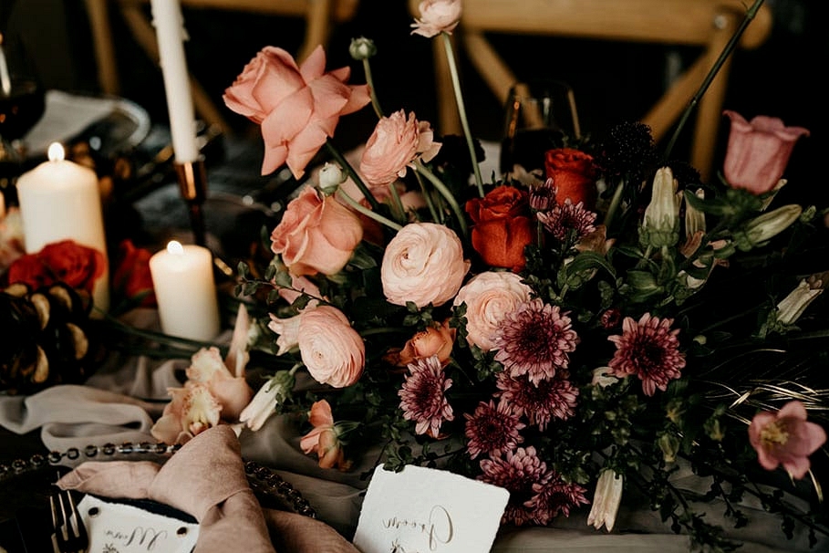 Natural Romantic Wedding Inspiration at a Rainforest Retreat | White Parrot Photography & Film