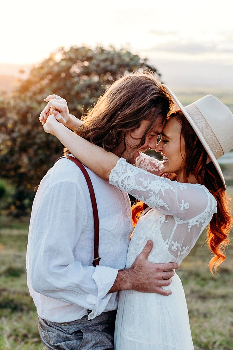 Burnt Orange Boho Desert Wedding Inspiration | Chasing Moments Photography 