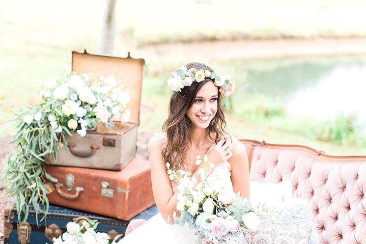 Pastel Vintage Garden Wedding Inspiration | Moments Photography