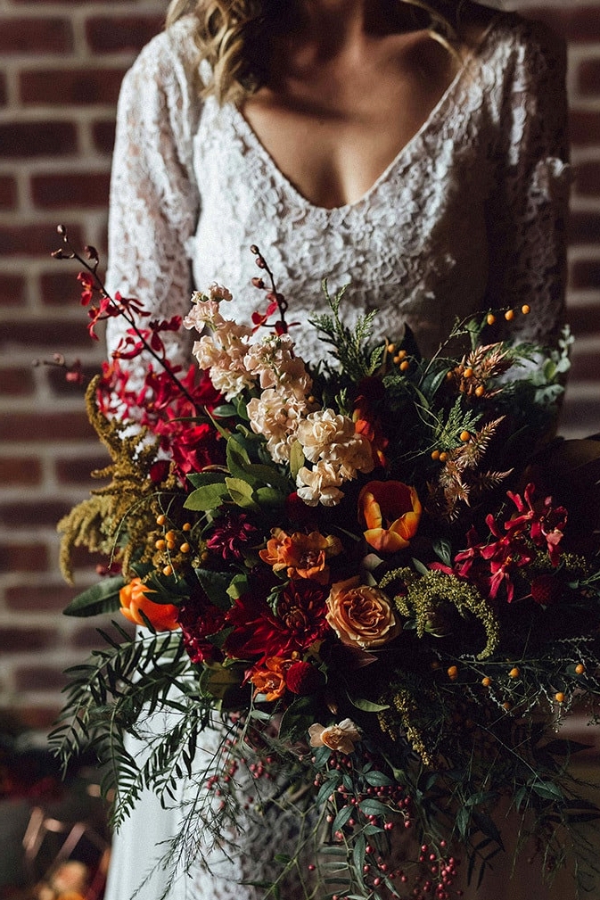 Modern Copper and Burgundy Wedding Inspiration | Raconteur Photography