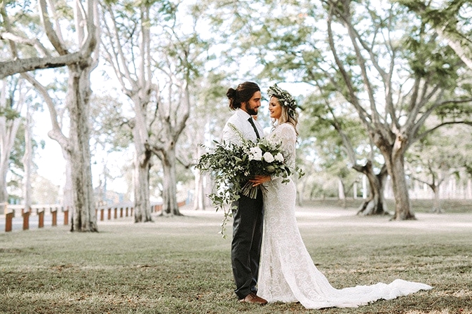 Modern Greenery Wedding Inspiration | Twig + Fawn Photography