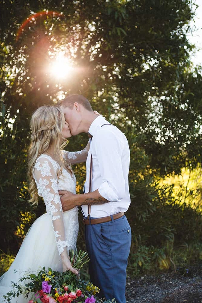 Vibrant Hot Air Balloon Wedding Inspiration | Just For Love Photography