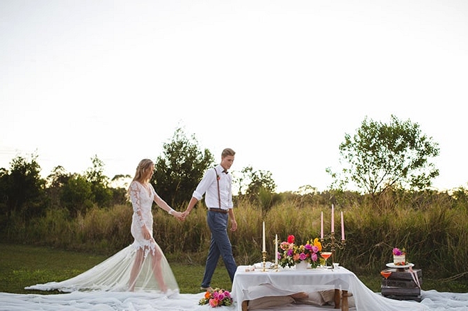 Vibrant Hot Air Balloon Wedding Inspiration | Just For Love Photography