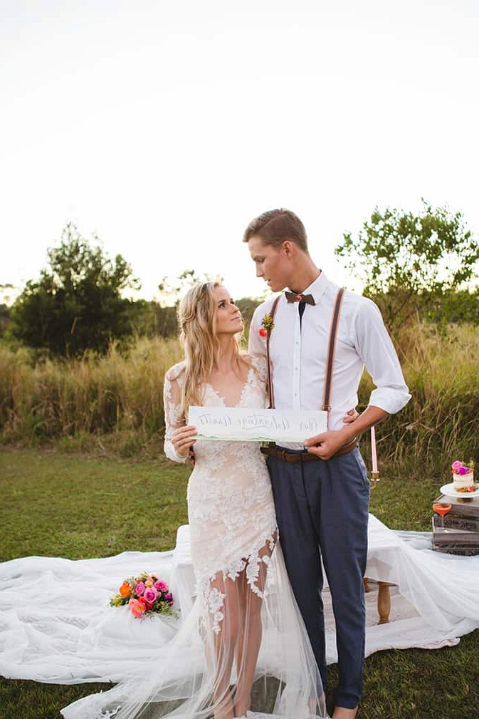 Vibrant Hot Air Balloon Wedding Inspiration | Just For Love Photography