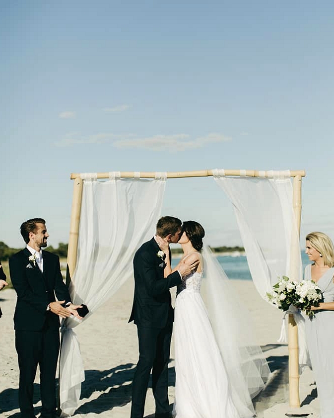 Fresh Green and White Coastal Wedding | Aimee Claire Photography