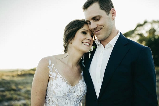 Fresh Green and White Coastal Wedding | Aimee Claire Photography