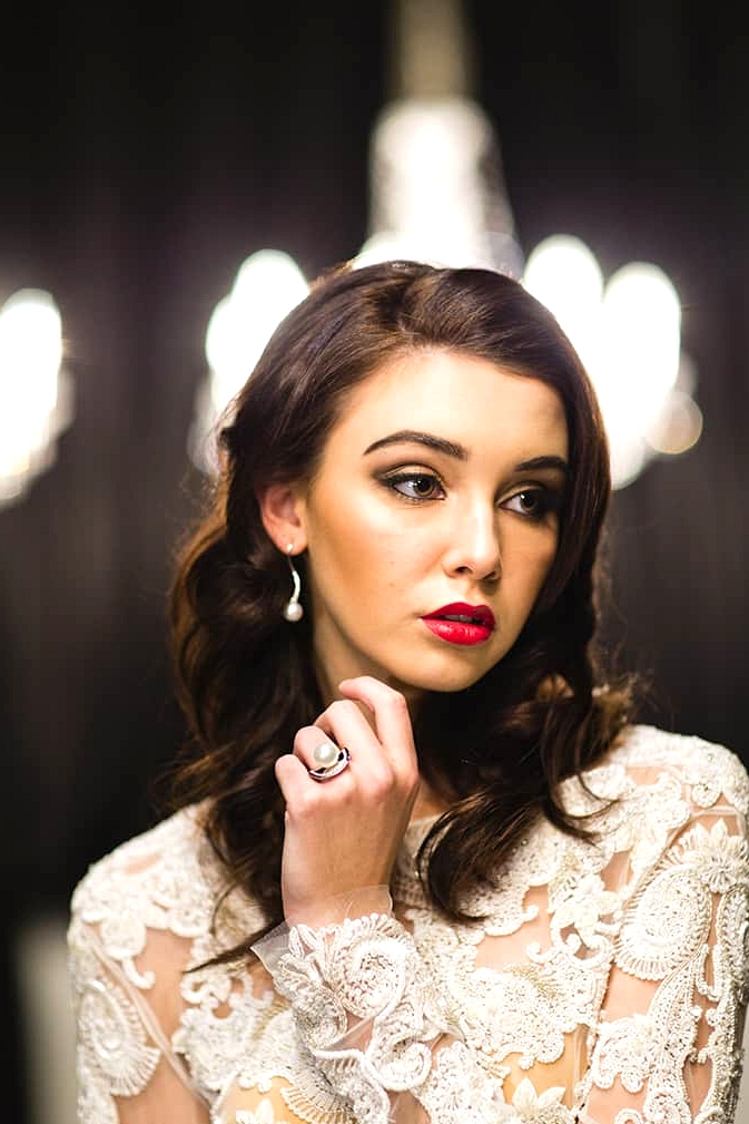 Elizabeth Taylor Inspired Bridal Shoot | Lyndal Carmichael Photography