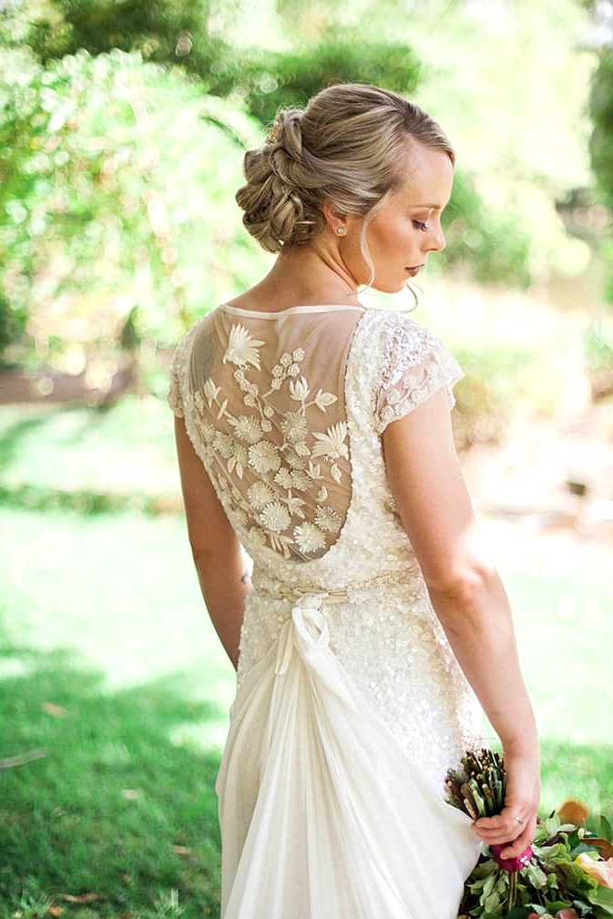 Geometric Wedding Inspiration in Burgundy and Gold | Blush & Mint Photography
