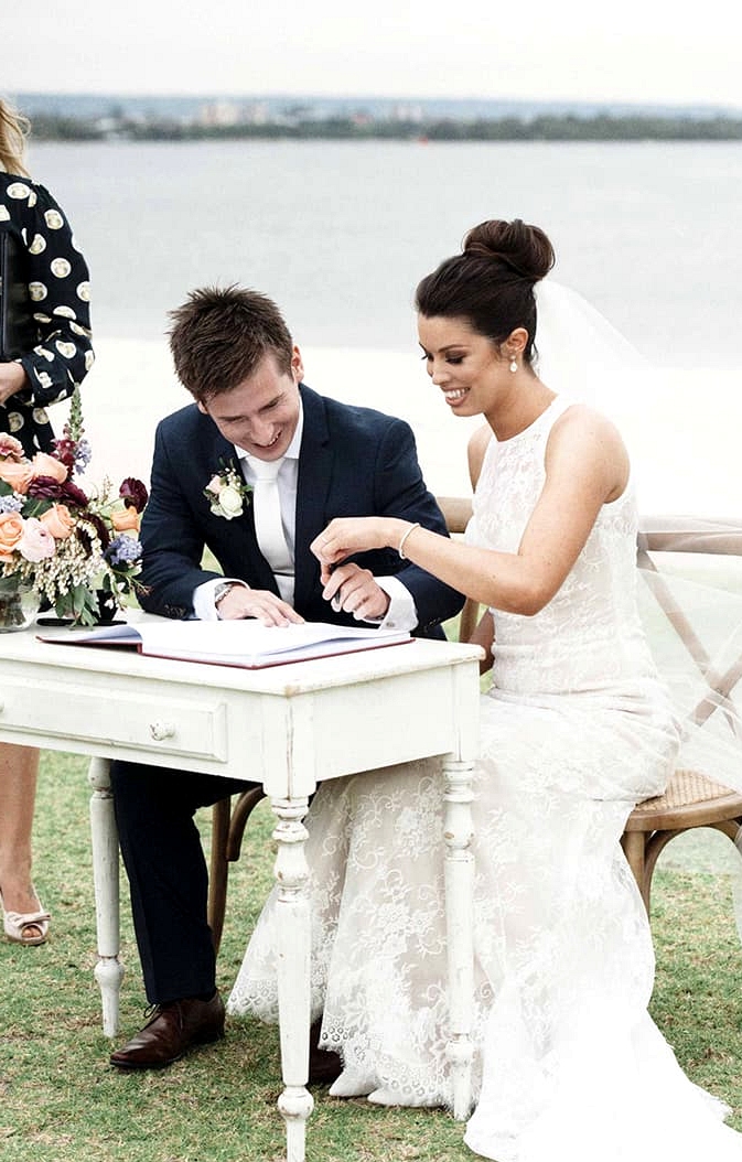 A Chic Rustic Wedding on the Foreshore