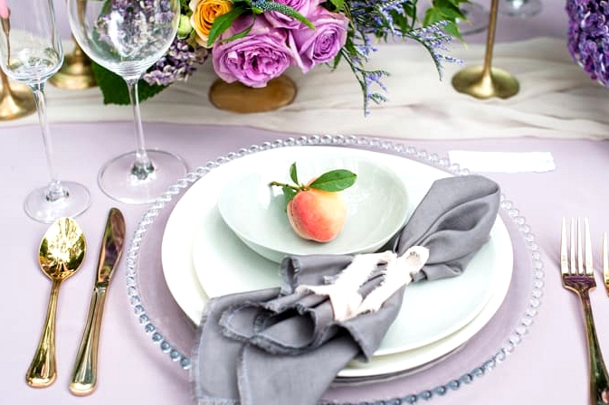 Watercolour-Garden-Wedding-Inspiration-Reception-Place-Setting