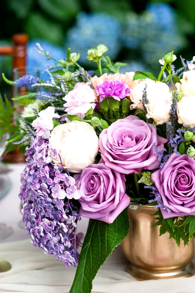 Watercolour-Garden-Wedding-Inspiration-Reception-Centrepiece-Flowers