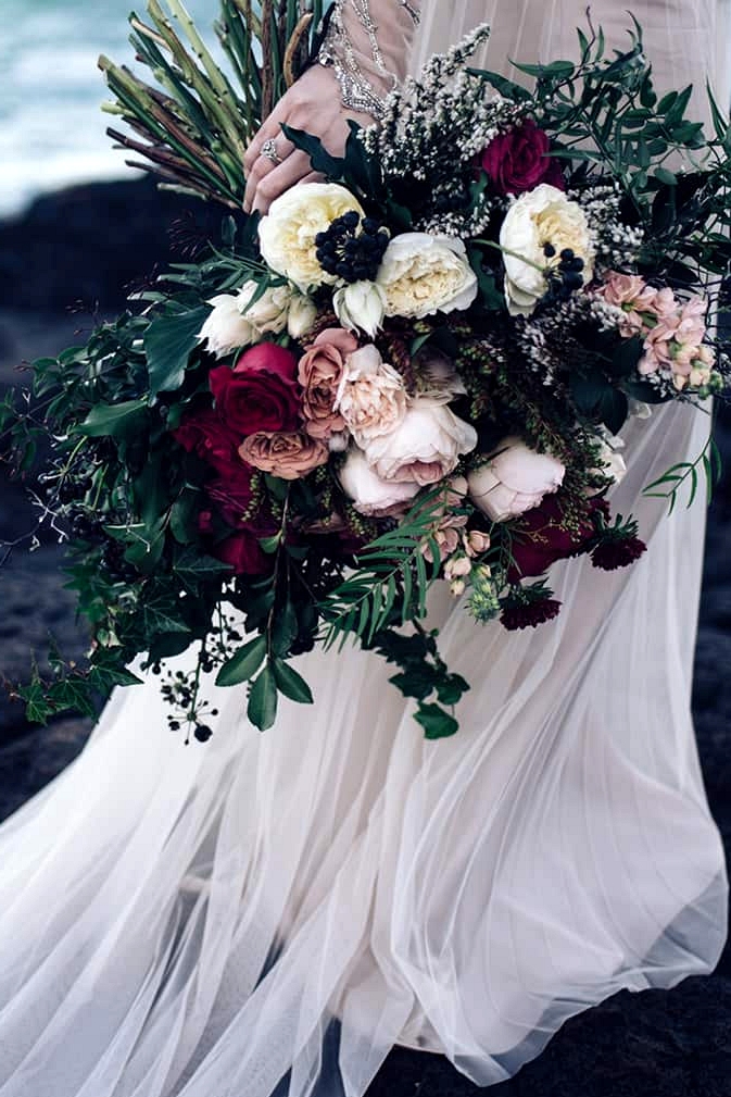 Windswept Seaside Elopement Inspiration | Peppermint Photograp