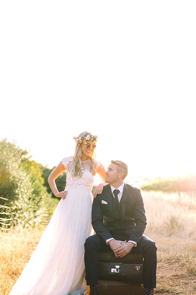 Relaxed-Vintage-Boho-Wedding-Inspiration-Bride-Groom-Portrait