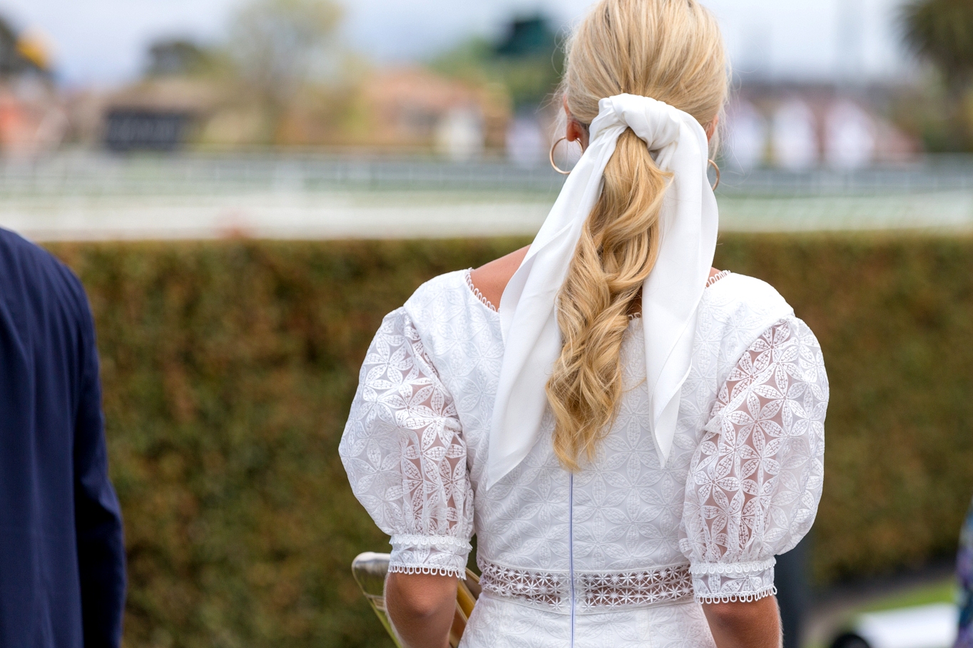 Top Bridal Hairpiece Trends for 2019