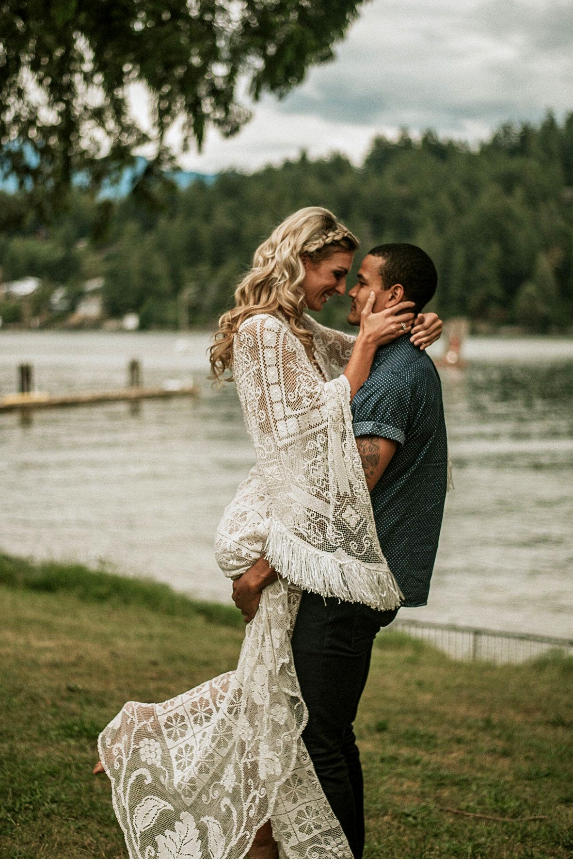 boho lace wedding dress