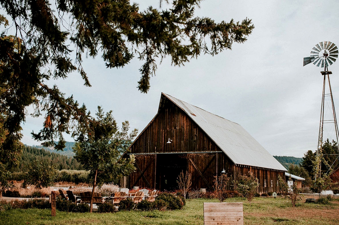 Floral Oregon Barn Wedding