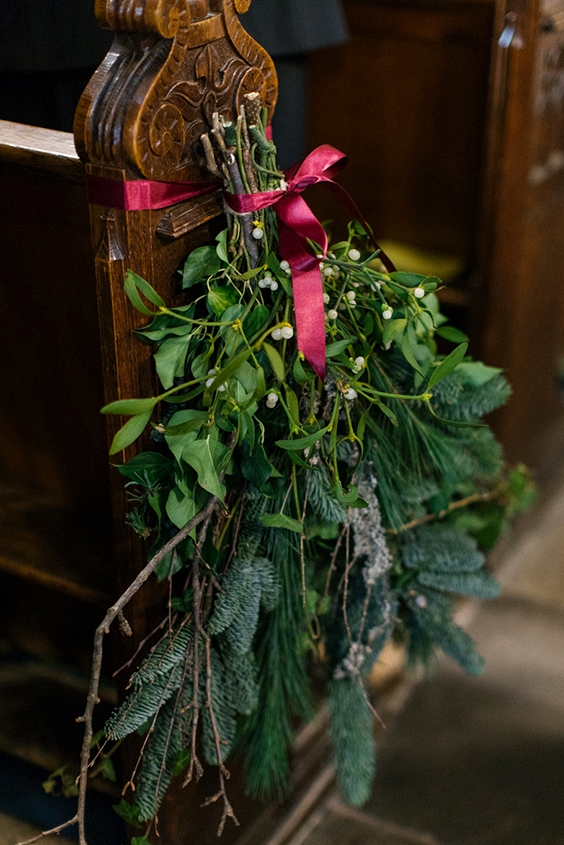 Christmas Wedding Decor Ideas | www.onefabday.com