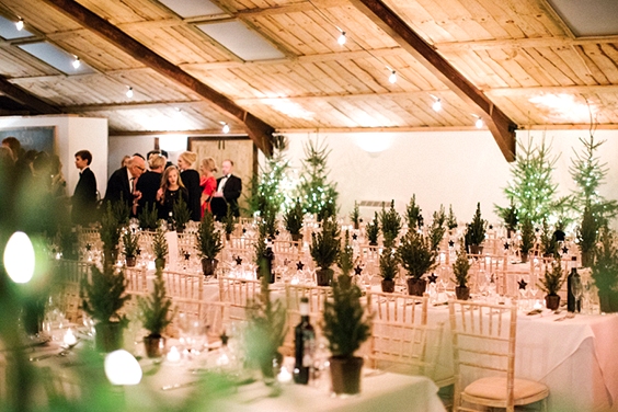 Christmas Wedding Decor Ideas | www.onefabday.com