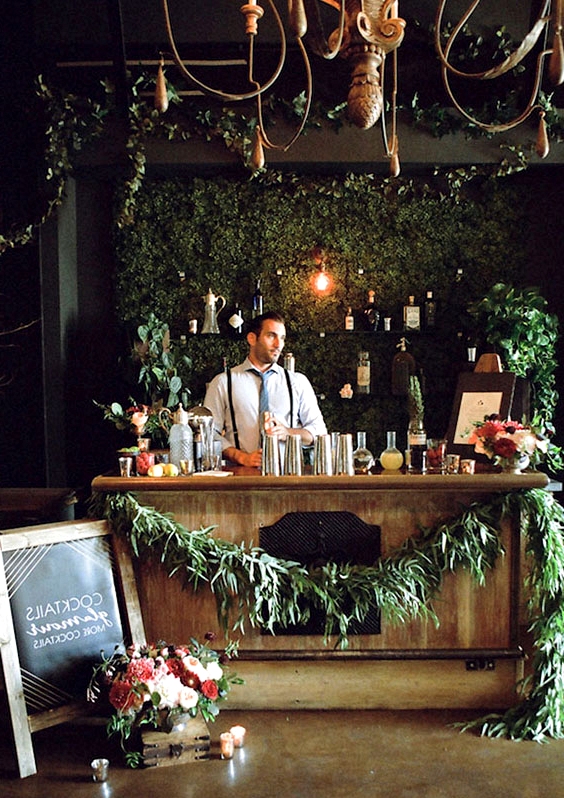 Christmas Wedding Decor Ideas | www.onefabday.com