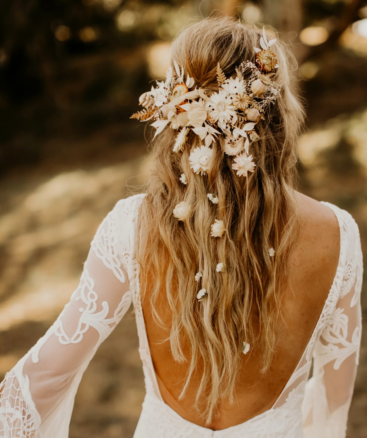 Reign Supreme with These Dried Flower Crowns + Extra Bridal Hair ...