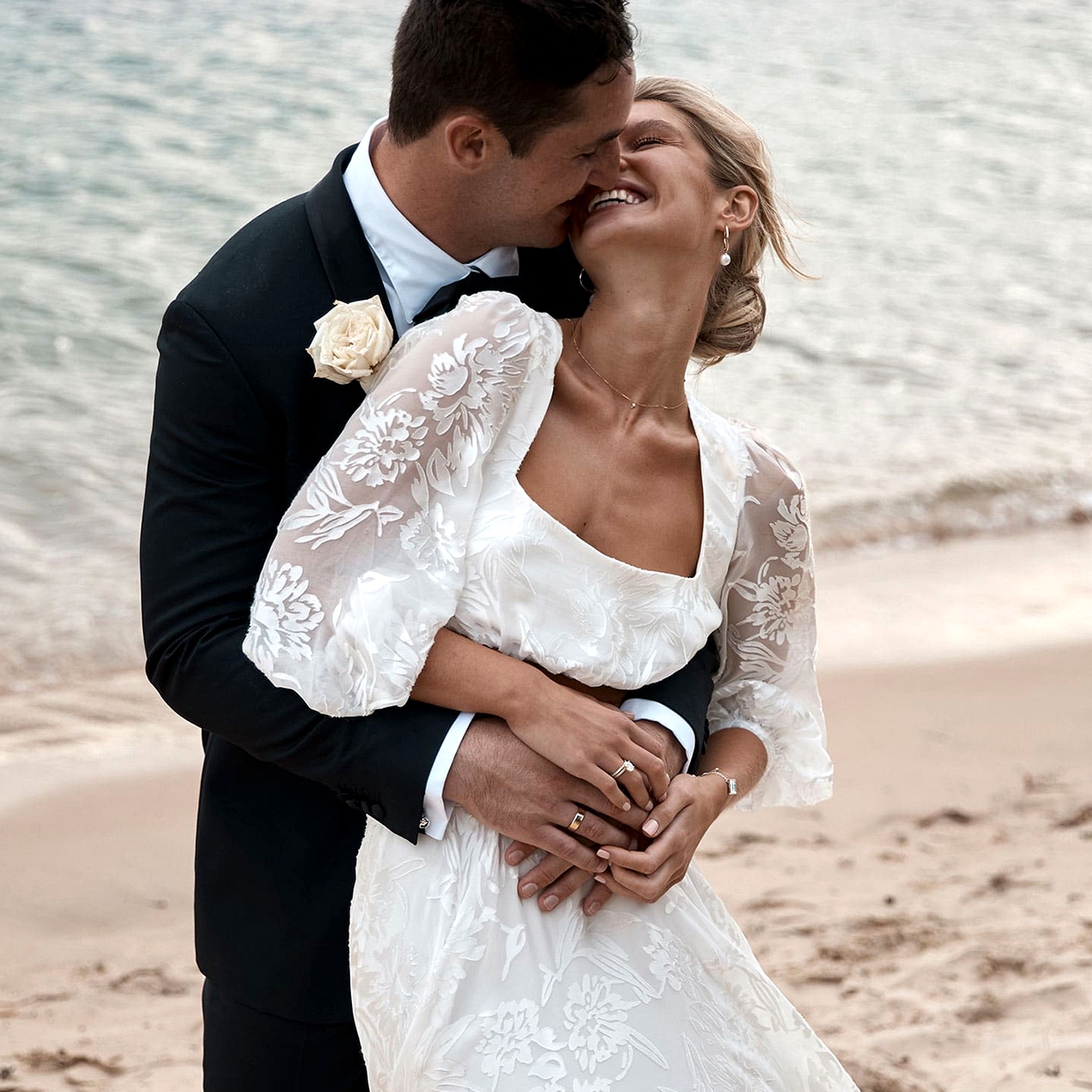 24 Beach Wedding Dresses for Every Bridal Style
