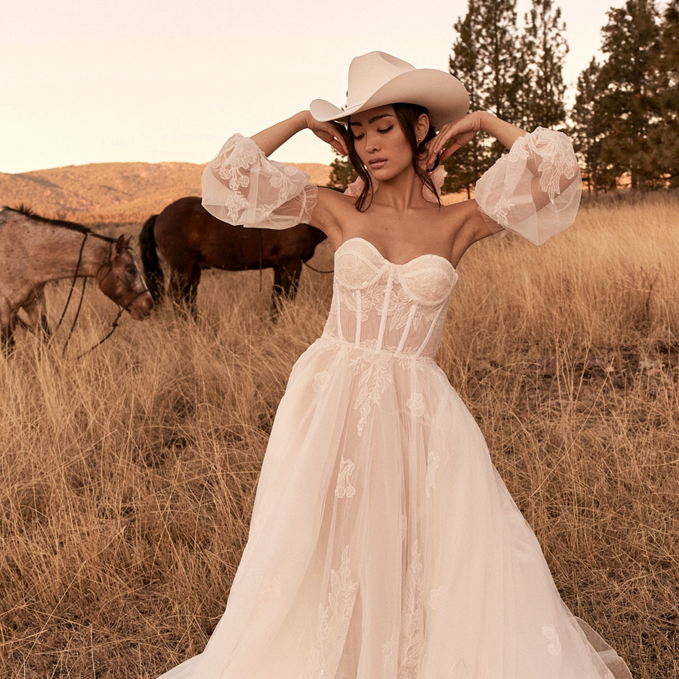 2021 Wedding Dress line by Tara Lauren: Western Meets Boho in Wild Reverie